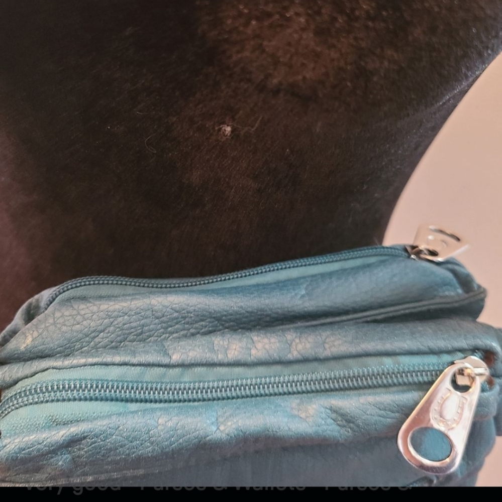 Small Purse - Picture 4 of 4